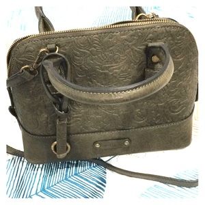 Simply Noelle olive green handbag!